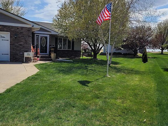 3rd image of 2820 Herzog Dr