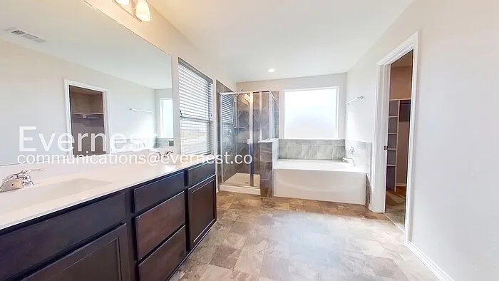 13700 Vigilance St — Photo 6