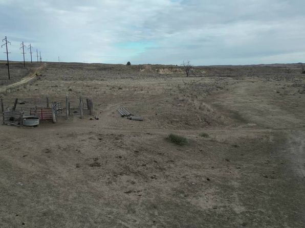 Avenue 732, Wauneta, NE 69045