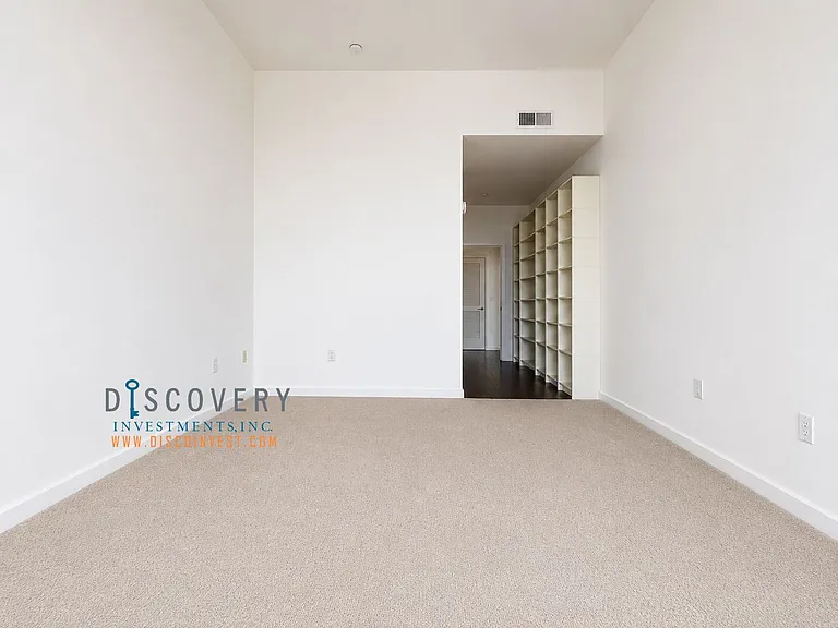 630 Thomas L Berkley Way #816 — Photo 26