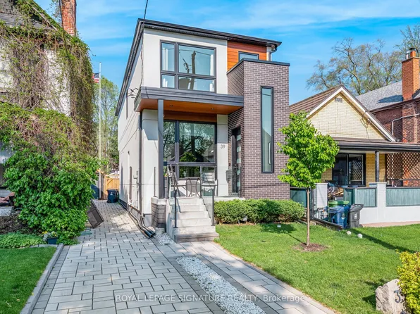 39 Coleridge Ave, Toronto, ON M4C 4H4