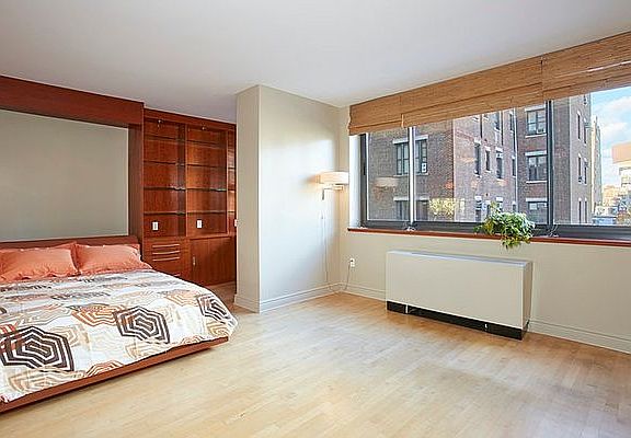 4th image of 2000 Broadway APT 7C