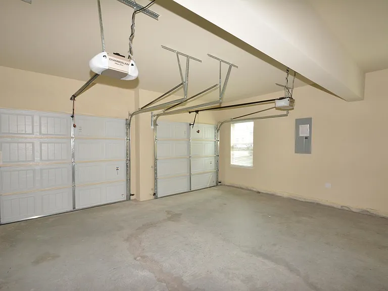 Garage with Windows
