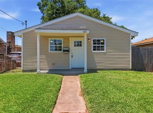 1720 Plaza Dr, Marrero, LA 70072