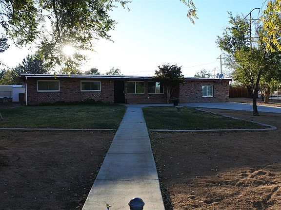 4th image of 8962 Peach Ave