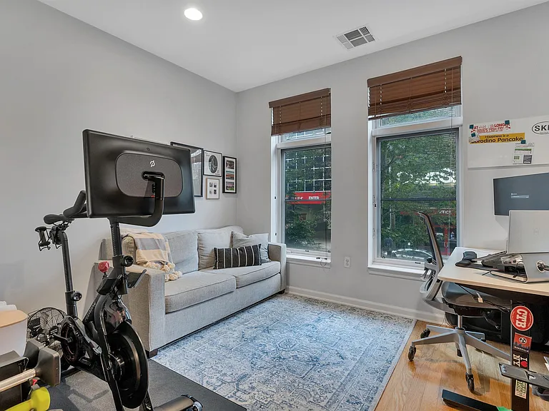 1300 Grand St #201 — Photo 15