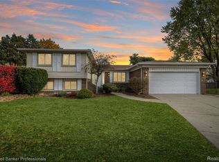 5076 Tyler Dr, Troy, MI