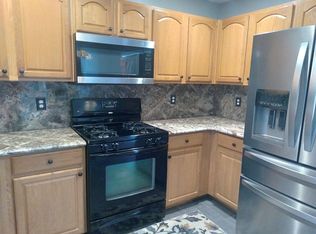 2128 Meridian Springs Ln, Greenfield, IN 46140