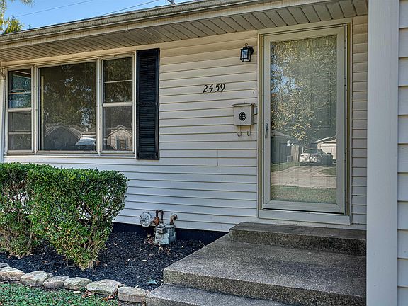 4th image of 2459 Ravenswood Dr