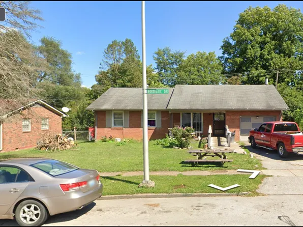 1246 Bordeaux Dr, Lexington, KY 40504