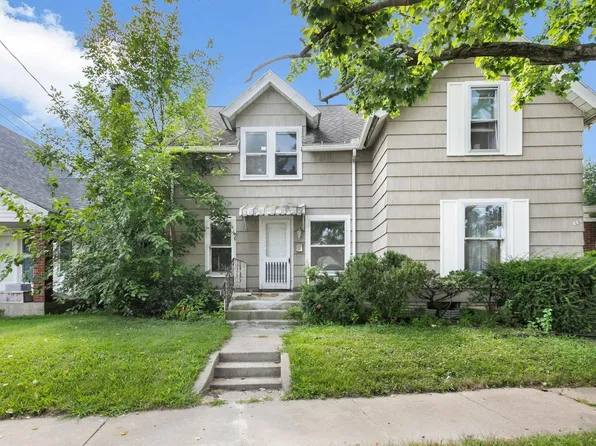823-821 W 3rd St, Mishawaka, IN 46544