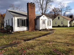 10347 Prospect Rd, Strongsville, OH