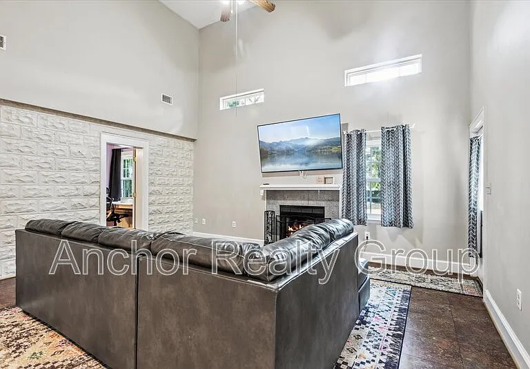 1839 Edgewood Ave — Photo 25