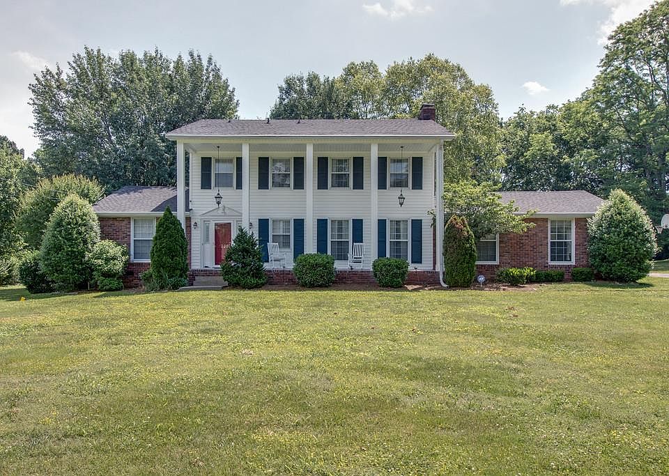 1st image of 1322 Gen Macarthur Dr