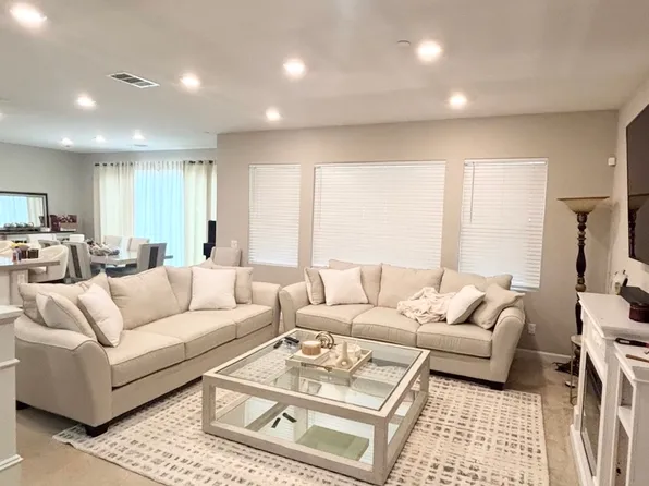 10110 Hercules Way, Spring Valley, CA 91977