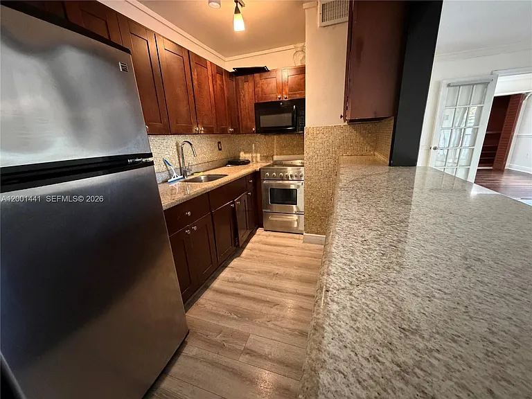 3582 NE 171st St #301 — Photo 3