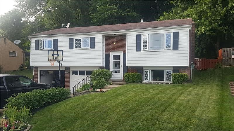 1st image of 34 Edinburg Dr
