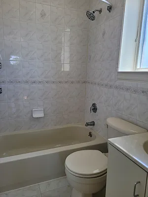 Rented by Elite Team Realty LLC | media 8