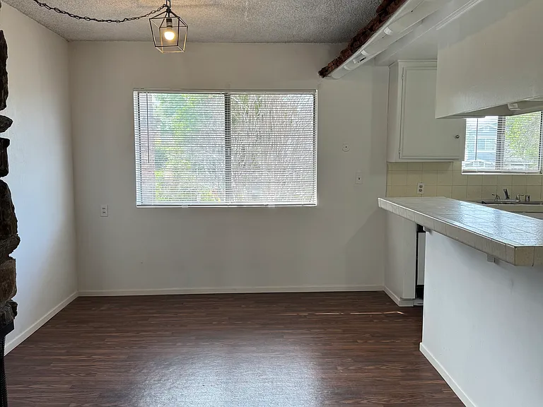 743 Fairview Ave #B — Photo 4