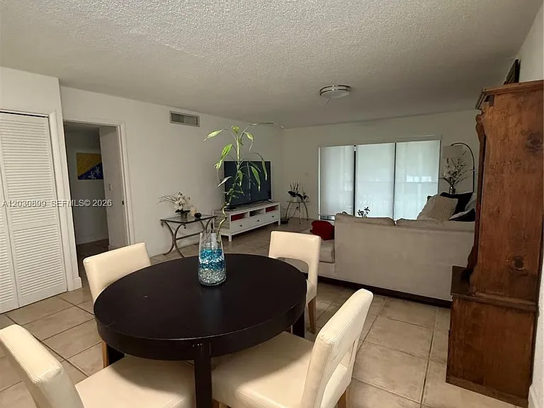 16184 Laurel Dr #204 — Photo 18