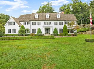 82 Round Hill Rd, Greenwich, CT 06831