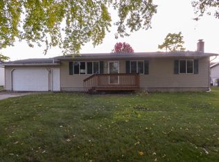 1713 Holley St, Holmen, WI 54636