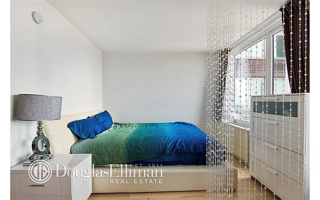 Rented by Douglas Elliman | media 13