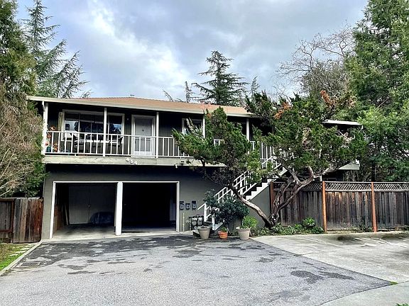 2nd image of 454 San Benito Ave APT A