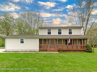 925 Button Rd, Okemos, MI 48864