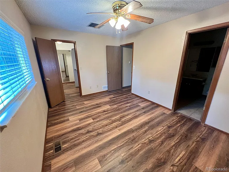 11252 W 102nd Dr — Photo 8
