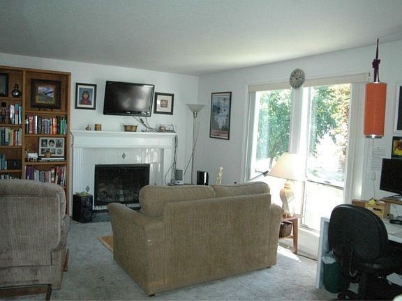 3rd image of 13224 32nd Ave S
