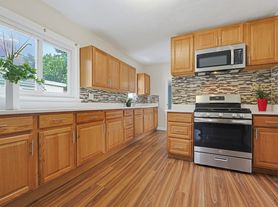 404 Bryant St, Malden, MA