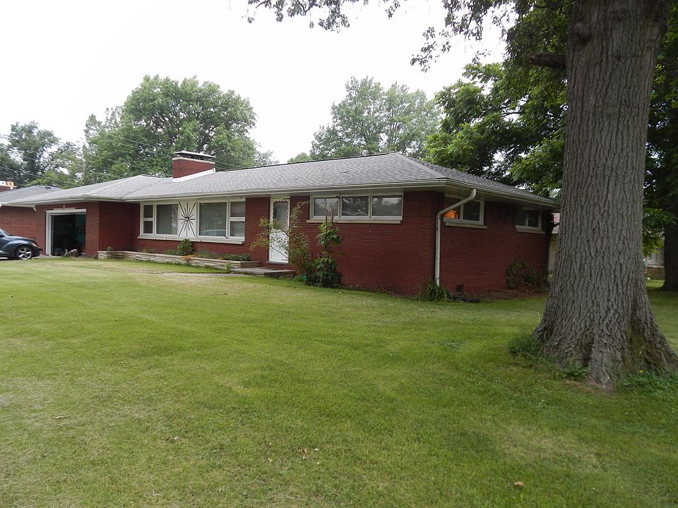 2nd image of 7318 Cedar Dr