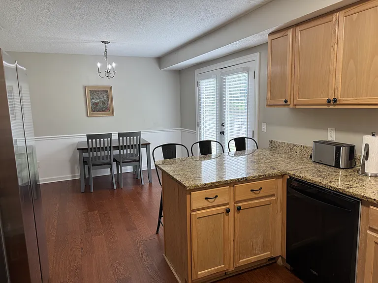 1237 Redeemer Dr — Photo 6