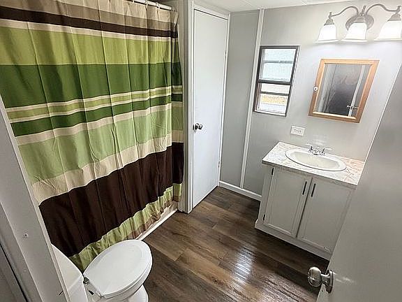 5th image of 260 Misty Ln