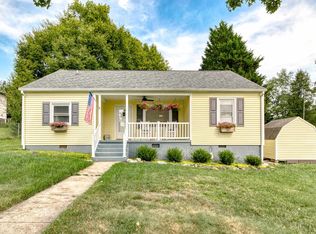 6637 South Dr, Radford, VA 24141