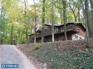 8 Seven Springs Rd, Wayne, PA 19087