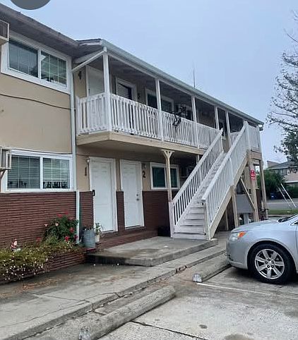 1st image of 3701 Morse Ave APT 3