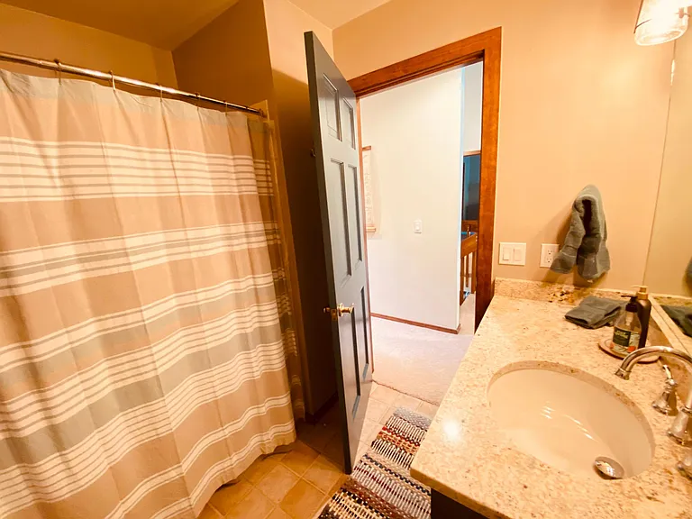 4150 Columbine Dr — Photo 24