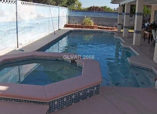 Heated Spa/Pool