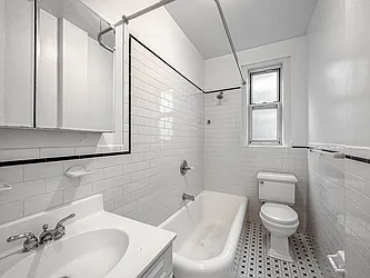 Rented by Manhattan Realty Group