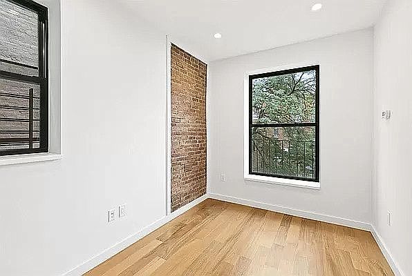 2nd image of 420 E 138th St #2B