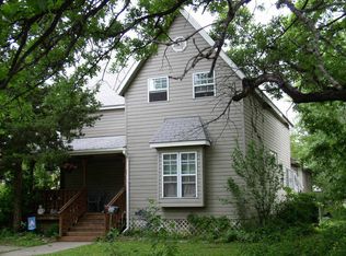 415 N 9th St, Fredonia, KS 66736