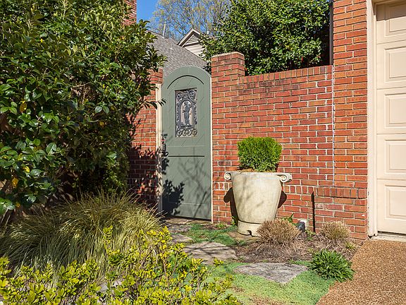 Side Entry Gate