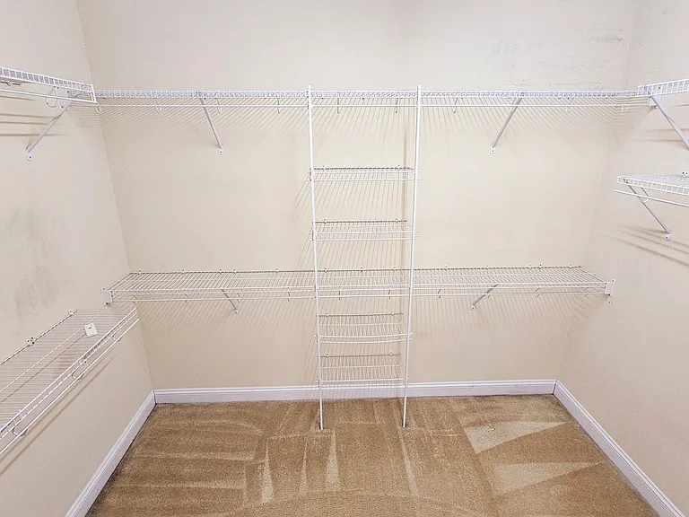 284 SW Plantation Dr — Photo 14