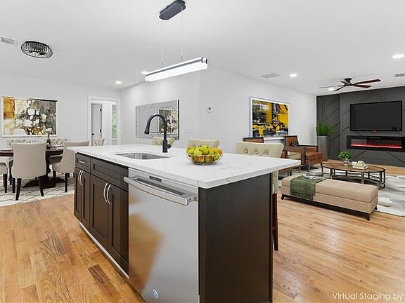 3rd image of 921 Hall St NW