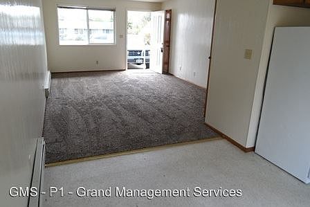 2nd image of 2398 Broadway Ave APT O