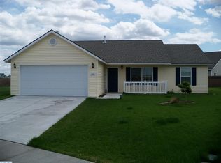 4408 Catalonia Ct, Pasco, WA 99301
