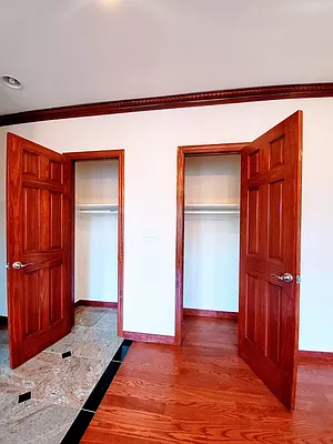 Rented by Compass | media 28