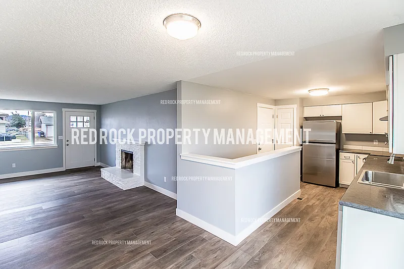 4 bed, 2.0 bath, $2,350 — Photo 4
